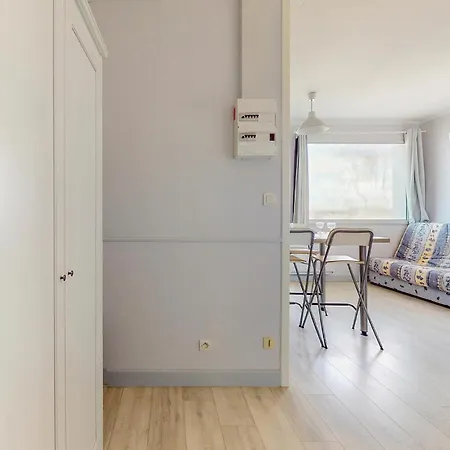 In With Kitchenette * 쿠크
