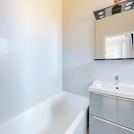 아파트 In With Kitchenette 쿠크